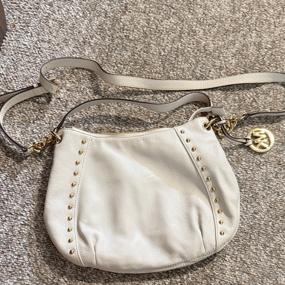 Michael Kors White Leather Shoulder Bag with Gold Accents